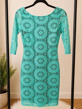 Green Lace Dress | Open Back V-Neck | Sexy Date Night / Cocktail Dress